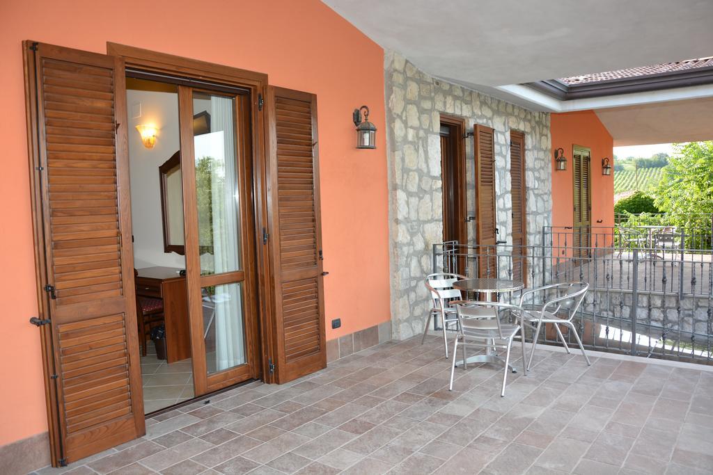Pinus Rooms Benevento Eksteriør bilde